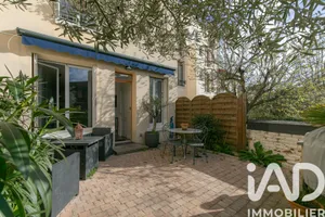 Townhouse in Fontenay-sous-Bois (94120)