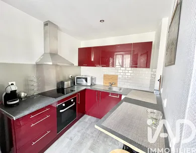 Apartment in Vaux-sur-Seine (78740)