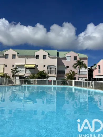 Apartment in Saint-François (97118)