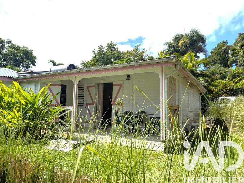 Maison 3 pièces 42 m² · à Petit-Bourg · 41,6 m² · 165 000 €