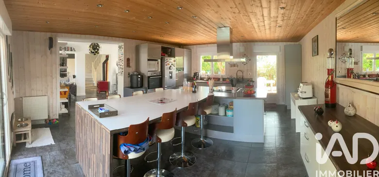 Maison 5 pièces 162 m² · à Parçay-Meslay · 162 m² · 392 000 €