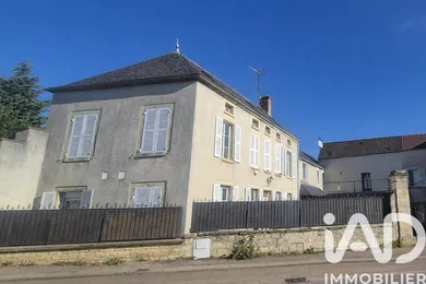 Maison à Lézinnes (89160)