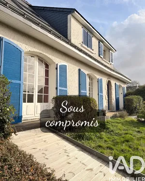 Maison à Saint-Barthélemy-d'Anjou (49124)