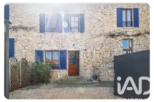 Maison de village à Orgeval (78630)