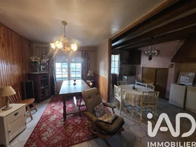 Townhouse in Cinq-Mars-la-Pile (37130)