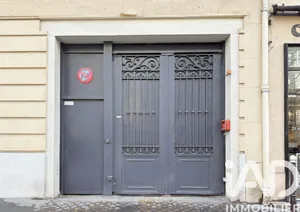 Garage in Paris (75017)