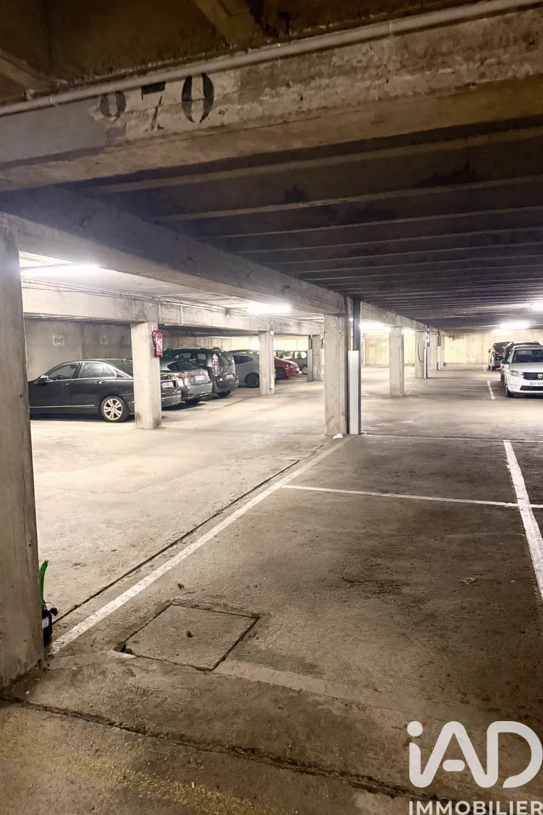 Parking 15 m² · à Rennes · 15 m² · 17 000 €