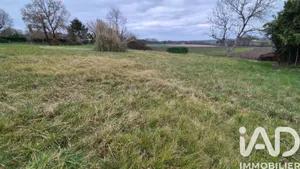 Building plot in Soubran (17150)