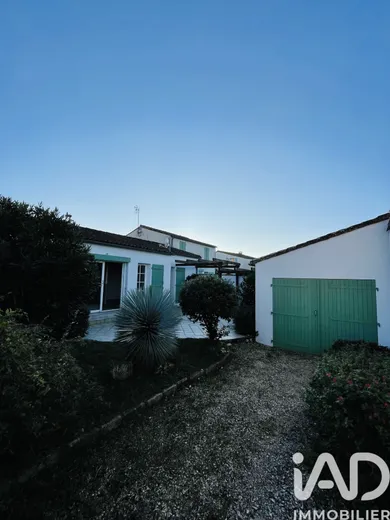 Village house in Le Bois-Plage-en-Ré (17580)