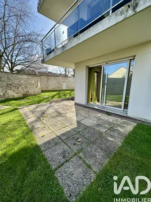 Apartment in Évry (91000)