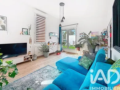 Apartment in Les Ulis (91940)