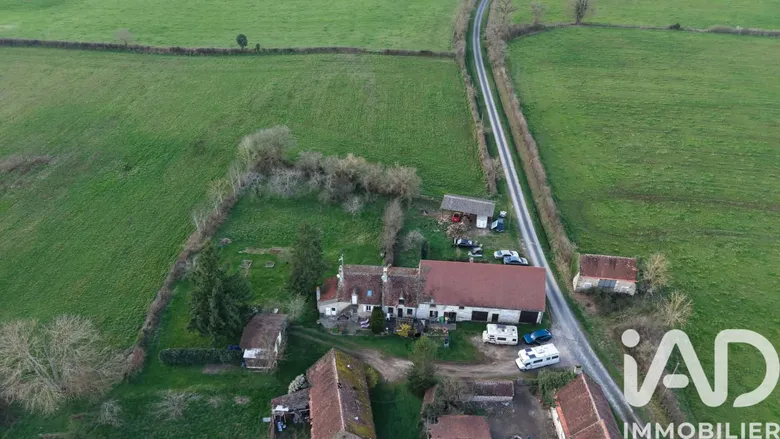 Maison 6 pièces 180 m² · à Le Brethon · 180 m² · 137 900 €