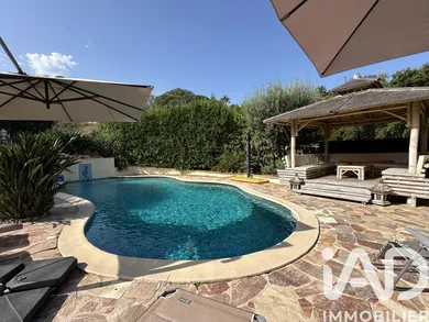 Apartment in Sainte-Maxime (83120)