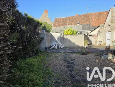 Townhouse in Cinq-Mars-la-Pile (37130)