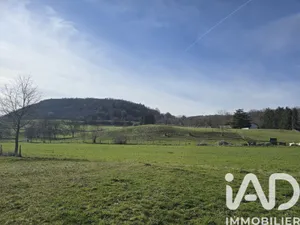 Building plot in Saint-Geoire-en-Valdaine (38620)