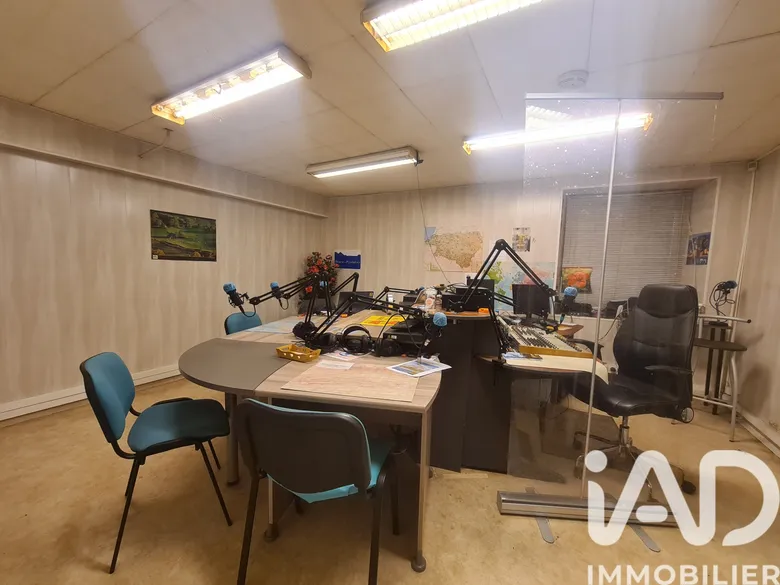 Appartement 5 pièces 106 m² · à Pau · 106 m² · 135 000 €
