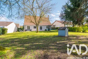 Detached house in Saint-Saturnin (72650)
