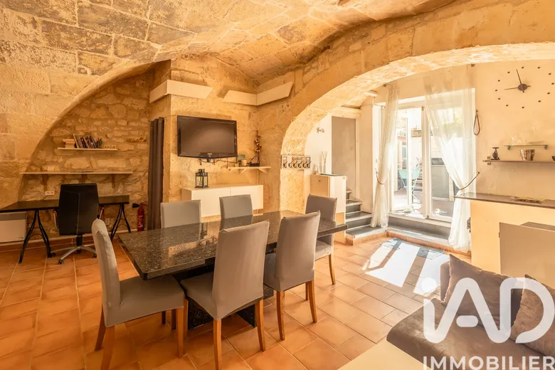 Maison 4 pièces 127 m² · à Fontvieille · 127 m² · 265 000 €