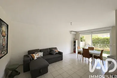 Apartment in Hyères (83400)