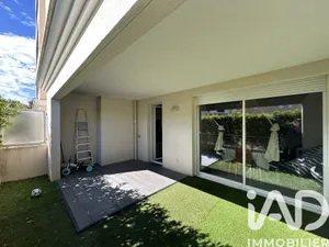 Appartement à Hyères (83400)