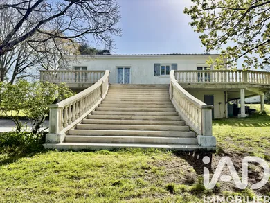 Park home in Mirambeau (17150)