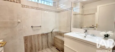 Apartment in Versailles (78000)