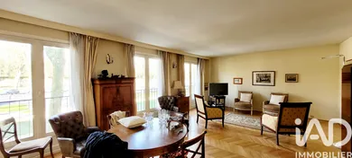 Apartment in Versailles (78000)