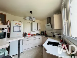 Apartment in Palaiseau (91120)