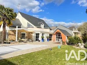 Architectural house in Fondettes (37230)