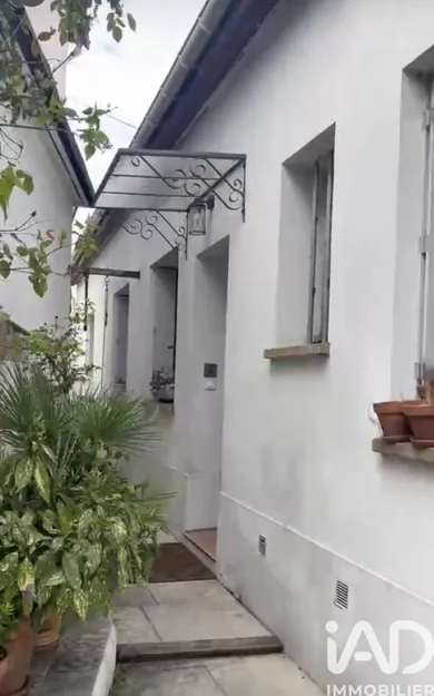 House in Villejuif (94800)