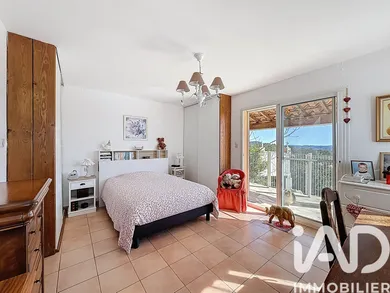 House in Besse-sur-Issole (83890)