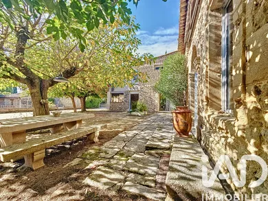 Mas in Cabrières-d'Avignon (84220)