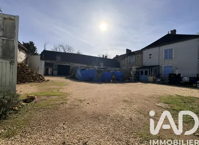 House in Ainay-le-Château (03360)