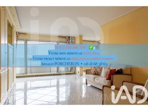 Apartment in Paris (75015)