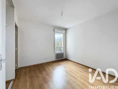 Apartment in saint priest (69800)
