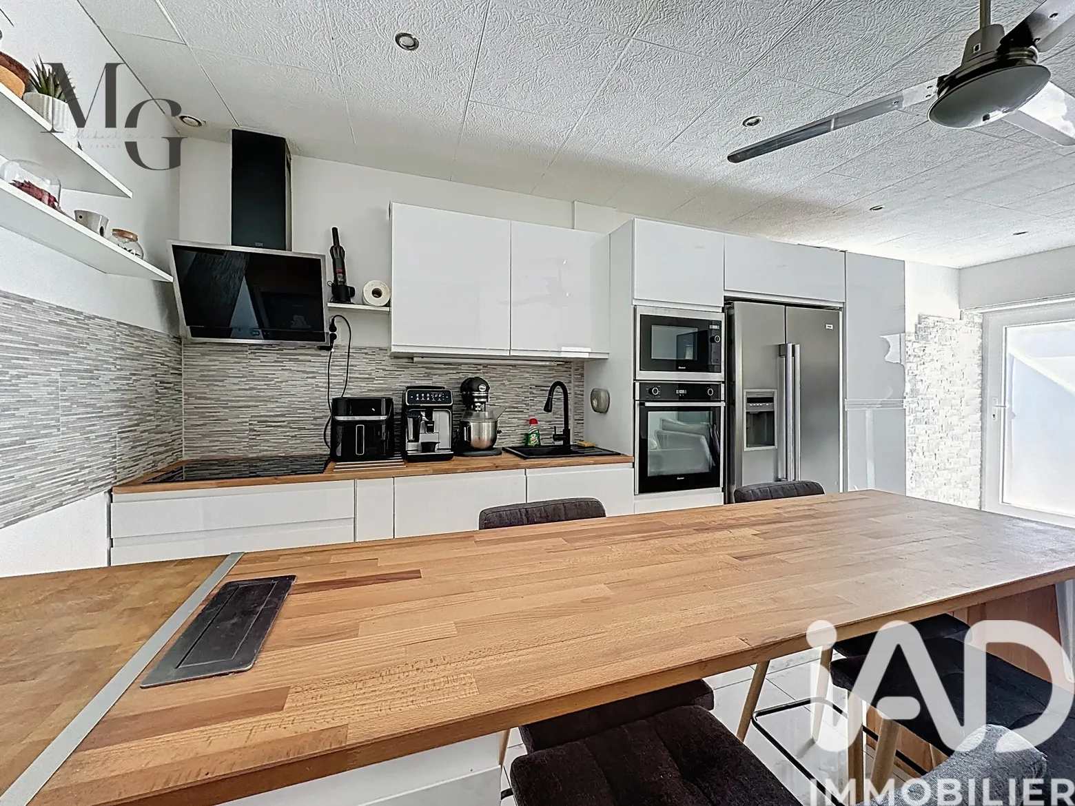 Vente maison à Pomérols (34810) : maison de village 3 pièces 75 m² — 3