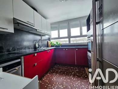 Apartment in Saint-Michel-sur-Orge (91240)