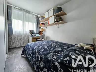Apartment in Saint-Michel-sur-Orge (91240)
