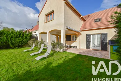 Maison traditionnelle à Chelles (77500)