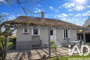 House in Béhoust (78910)