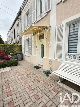 Maison de ville à Dammartin-en-Goële (77230)