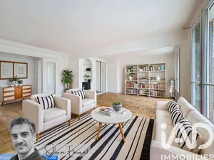 Apartment in Viroflay (78220)