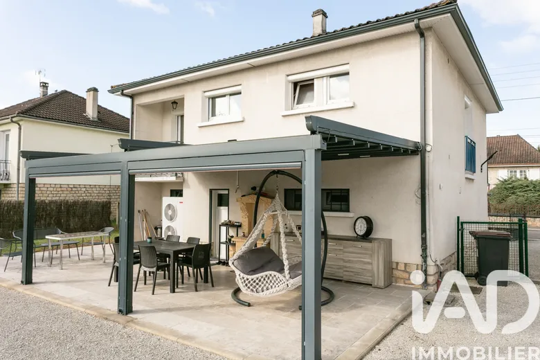 Maison 5 pièces 106 m² · à Terrasson-Lavilledieu · 106 m² · 232 000 €