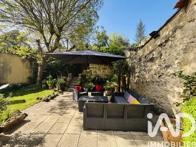 Village house in Saint-Jean-de-Blaignac (33420)