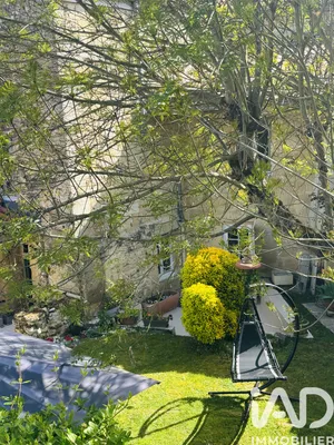 Village house in Saint-Jean-de-Blaignac (33420)