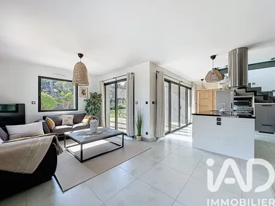 House in Quiberon (56170)