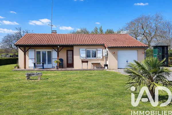 Vente maison à CIVAUX (86320) : maison de village 3 pièces 94 m² — 8