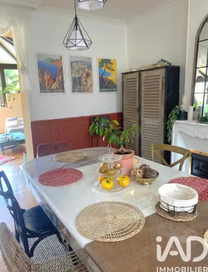 Maison à Champigny (89340)