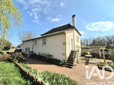 Maison à Sainte-Foy (71110)