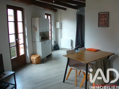 Immeuble à Lacapelle-Marival (46120)
